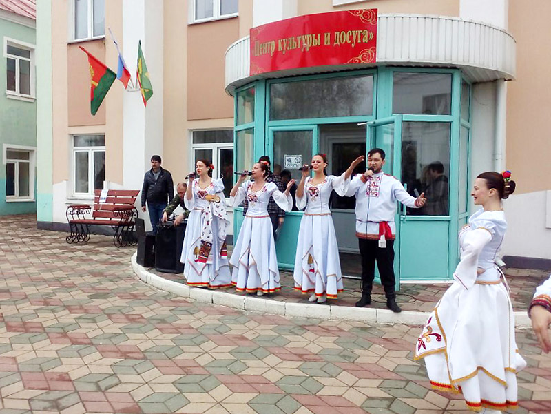 Погода в становом липецкой. Культура Становое. Становое дом культуры. Больница Становое Липецкая область. Свадьбы Становое Липецкая область.